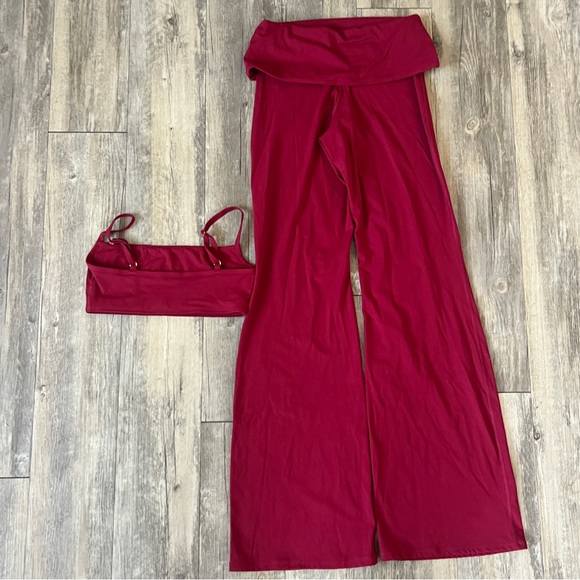 Monday Body Olympic Sports Bra and Melrose Flare Leggings in Burgundy SET - Picture 8 of 9
